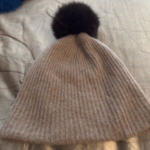 White and Warren taupe cashmere and faux fur beanie
